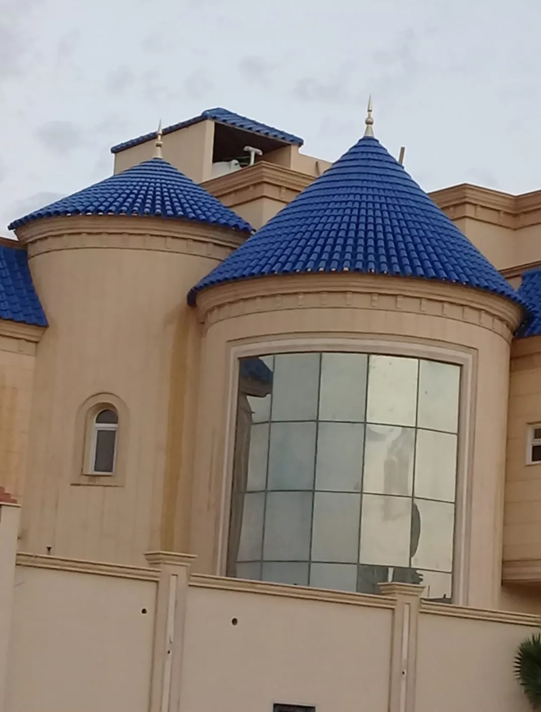 تركيب قرميد أسقف للمنازل والملاحق في المملكة السعودية