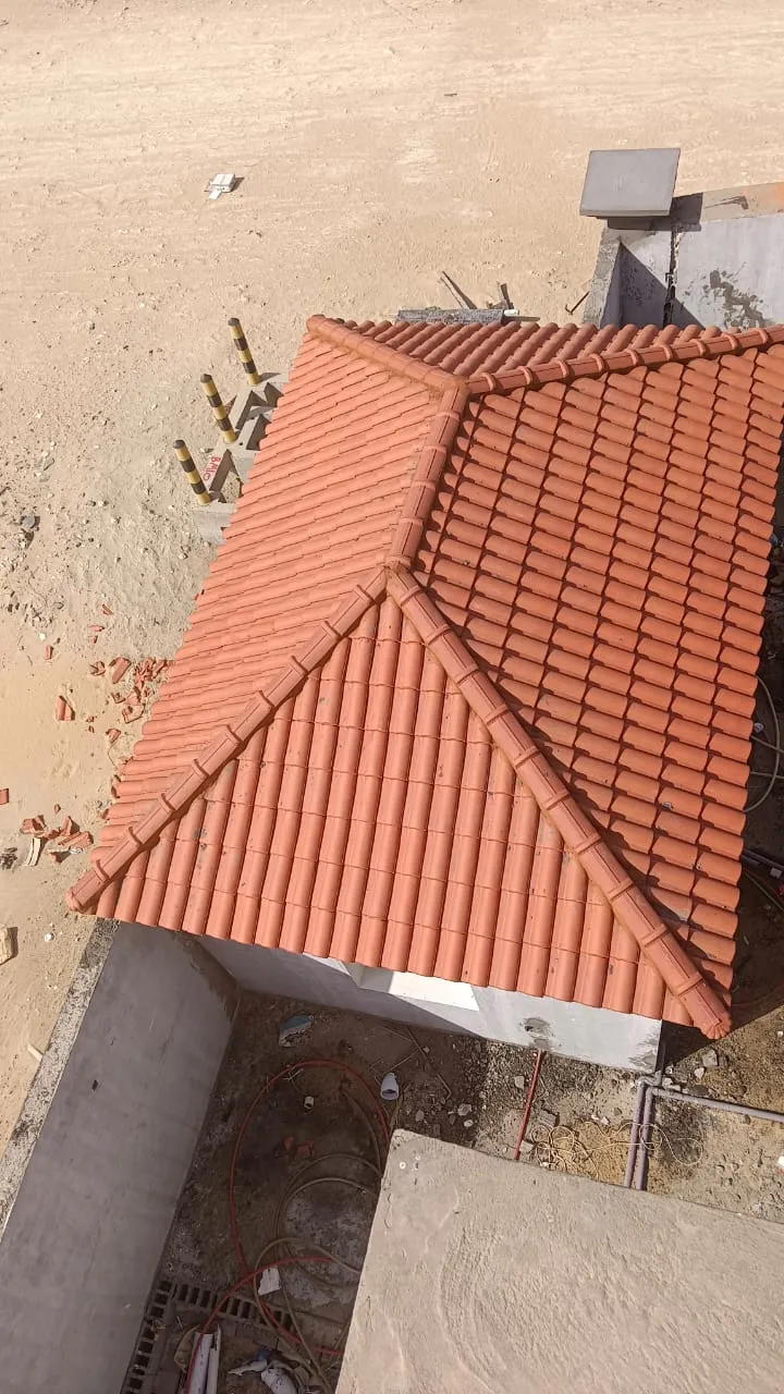 تركيب قرميد أسقف للمنازل والملاحق في المملكة السعودية