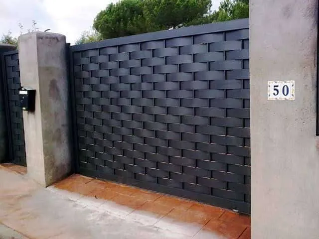 تركيب وصيانة سواترالأحساءبمنطقه الشرقيه وجميع مناطق المملكة