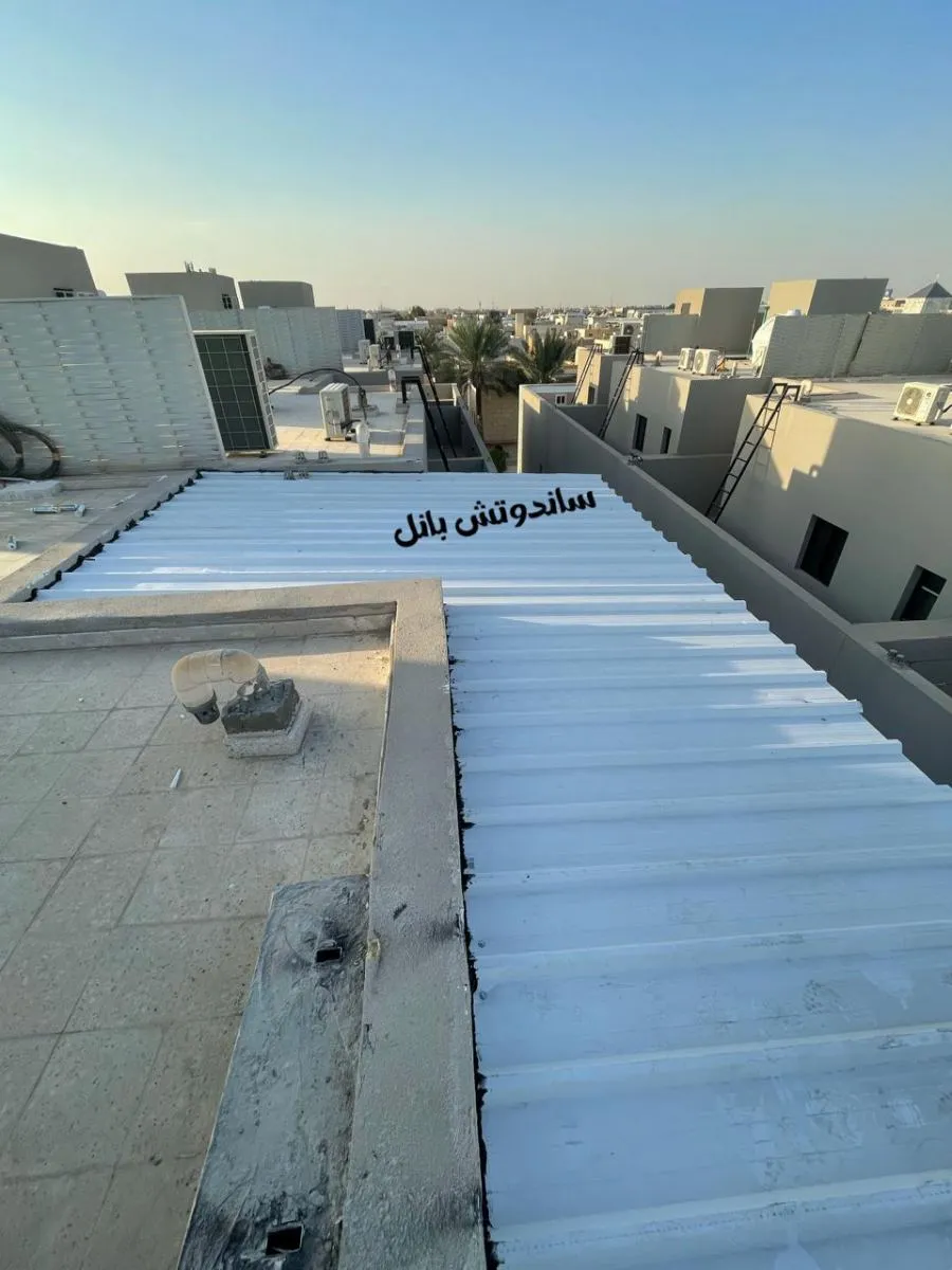 حدادة لتركيب جميع احجام أسقف والواح ساندوتش بانل بالمملكة