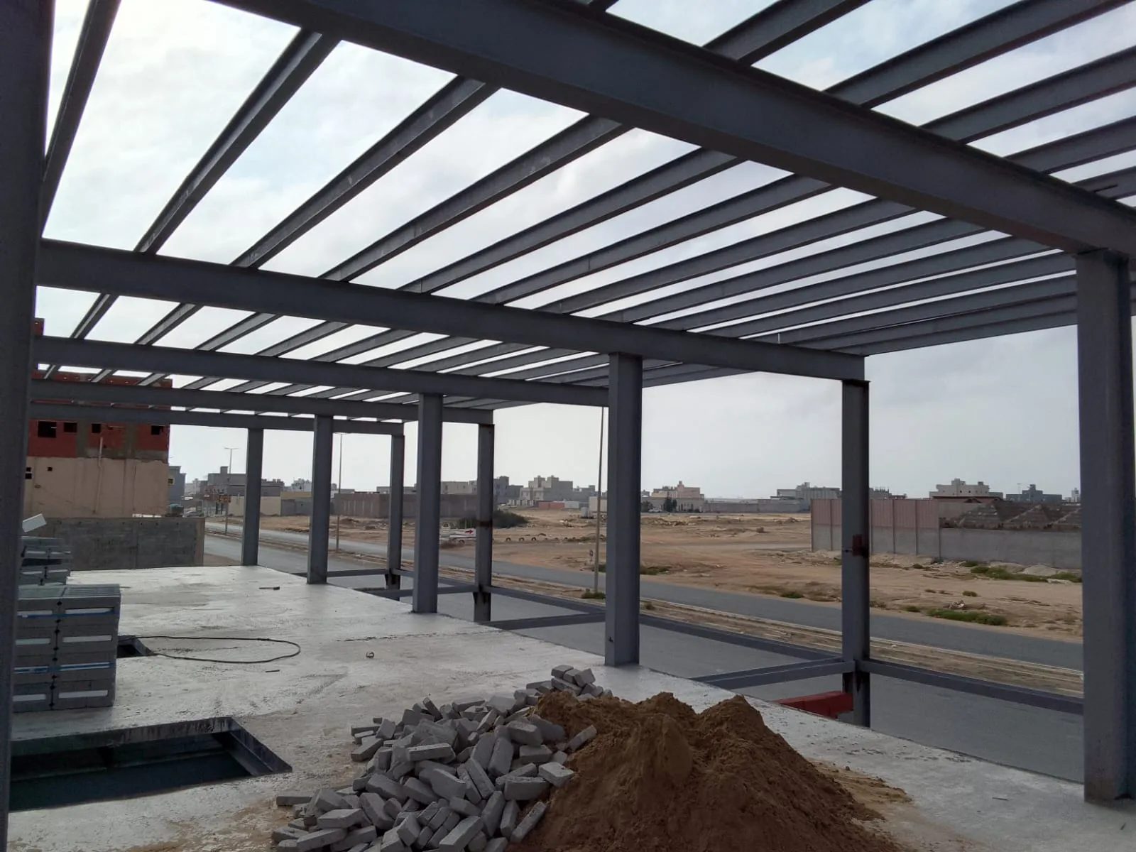 هناجر ومستودعات في المنطقة الشرقيه وجميع مناطق المملكة