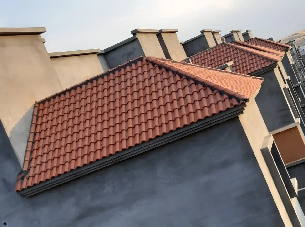 تركيب اسقف قراميد في المنطقه الشرقيه وجميع مناطق المملكه