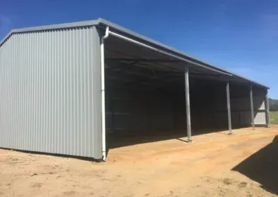 بناء هناجر ومستودعات في المملكه العربيه السعوديه دقه في العم