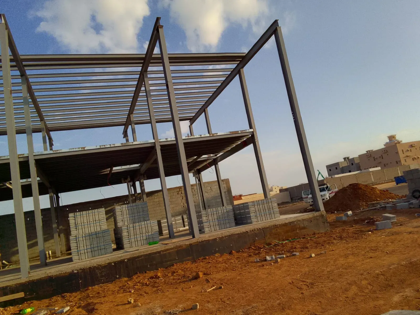 مقاول بناء هناجر ومستودعات في جميع مناطق الشرقيه