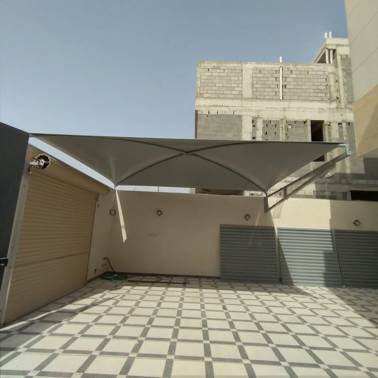 تركيب مظلات سيارات معلقه وخارجيه