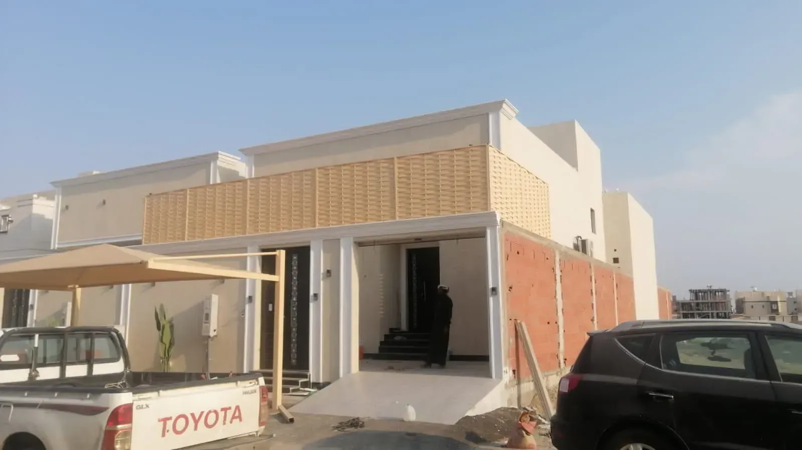 سواتر عالية الجودة تحمي خصوصيتك وتجمّل مساحتك